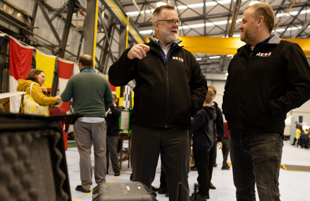 CEO and Managing Director having a discussion